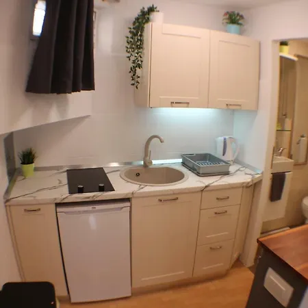 Amorino Apartment